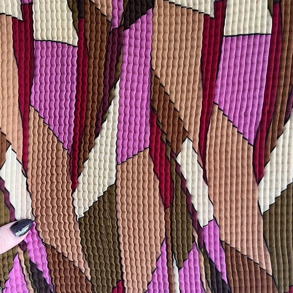 5/$25 Vintage NICOLA Purple and Brown Graphic Geometric Top Pink Tan Cream - Picture 3 of 6